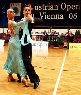 Найкращий сувенір з передріздвяного Відня — непереможне бажання танцювати