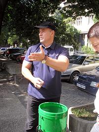 Якщо ужгородці не підтримують "сміттєві" ініціативи Ратушняка, мер мусить прибирати сам