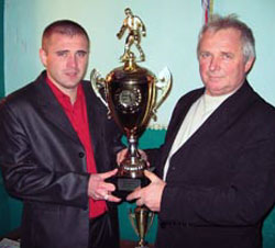 Кращий гравець і тренер ФК"Дубрівка" - обоє мають прізвище Пеца