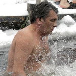 Віктор Ющенко і Віктор Балога знову купалися у холодній йорданській воді