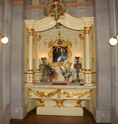 За кошти доброчинців відреставровано каплицю в Христовоздвиженському греко-католицькому кафедральному соборі Ужгорода
