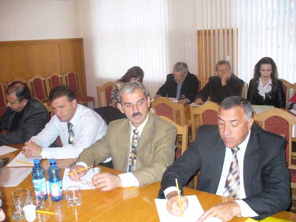 Голова Закарпатської облради провів нараду з головами районних рад