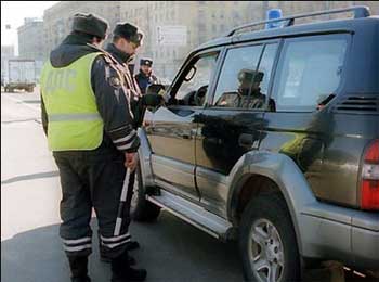 Завтра в Украине начнут действовать новые правила дорожного движения