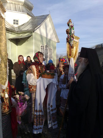 Закарпатье:Управляющий Хустской епархией УПЦ (МП) архиепископ Марк совершил литургию в одной из самой отдаленных парафий Закарпатья