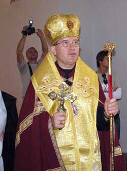 Верующие Ильницы поздравили главу греко-католиков Закарпатья с годовщиной его интронизации