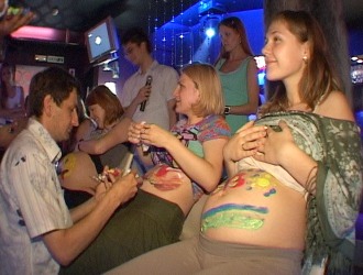 В Ужгороде состоялась вечеринка для беременных