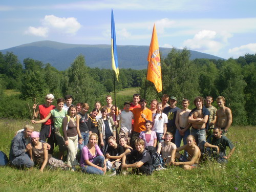 На Перечинщине открылся молодежный лагерь "Наше Закарпатье-2009"