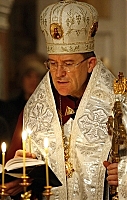 Глава греко-католиков Закарпатья поздравил декана с днем рождения и возвел в сан еще одного архимандрита