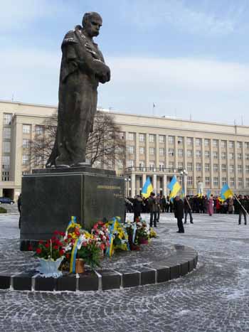 На Закарпатье торжественно отметили День Соборности Украины и годовщину образования области (ФОТО)