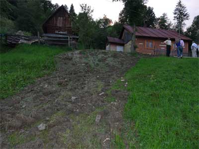 Селевий потік в селі Лазещина на Закарпатті