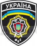 Ужгородські міліціонери провели рейд, зіпсувавши нічні посиденьки неповнолітнім біля "Алкошопу"