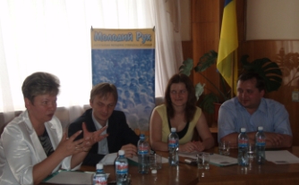 В Ужгороді пройшов круглий стіл на тему "Чиста освіта на Закарпатті"