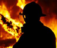 На Закарпатті через необережне поводження з вогнем невстановленої особи загорівся будинок