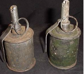В Ужгороді на даху будинку виявили 2 гранати часів Другої Світової