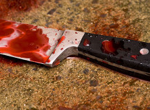 В Ужгороді дружина через постійне пияцтво вдарила чоловіка ножем в груди
