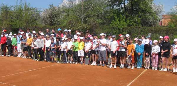 На Тячівщині відбулися  змагання з тенісу