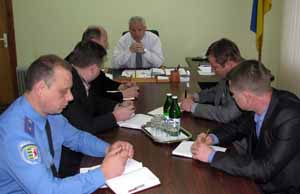 Очільник закарпатської  Великоберезнянщини провів нараду з керівниками контролюючих та правоохоронних органів району
