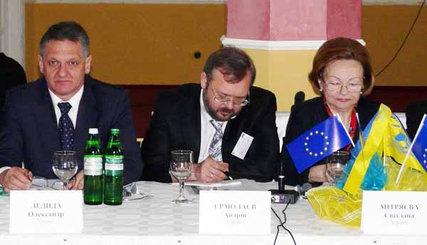 В Ужгороді відбулася міжнародна наукова конференція "Вишеградська четвірка та Україна" (ФОТО)