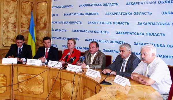 Представники влади 21 області зібралися на Закарпатті, аби напрацювати інвестиційні пропозиції