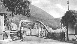 Старе фото моста в Тячеві