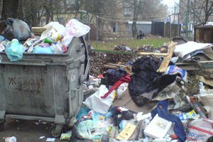 Влада не може знайти бажаючих прибирати Ужгород від сміття