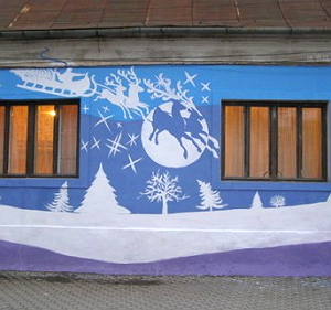 Однією з кращих новорічною прикрасою Мукачева став будинок (ФОТО)