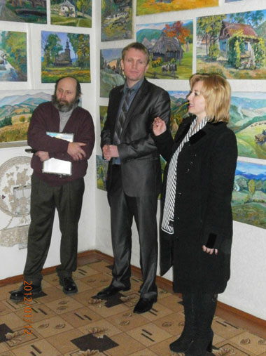На Херсонщині відкрили виставку картин, намальованих на Закарпатті (ФОТО)