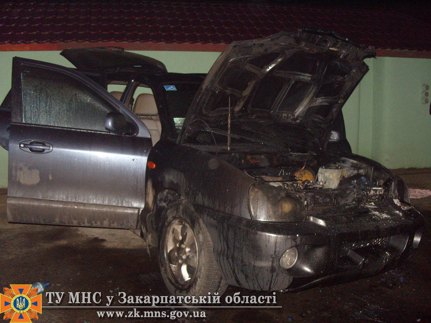Вночі спалили автомобіль заступника міського голови Ужгорода (ФОТО)