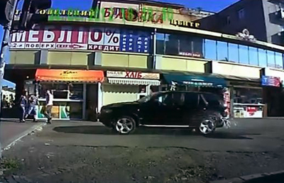 В Інтернеті розмістили відео червневої гонитви ужгородських ДАІшників за BMW X5 (ВІДЕО)