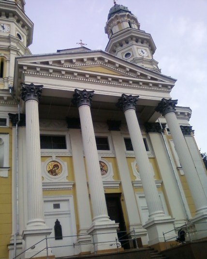 В Ужгороді відбулось богослужіння на честь празника Святого Миколая Чудотворця (ФОТО)