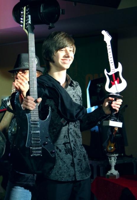 Закарпатець переміг на Всеукраїнському конкурсі молодих гітаристів "G-Session"
