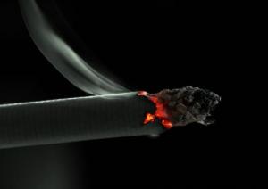 На Хустщині чоловік загинув через паління в ліжку