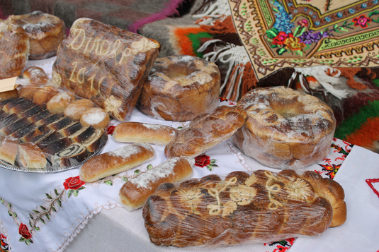 У закарпатському центрі Європи святкували "Діловецькі колачі" (ФОТО)