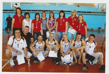 Мукачівські ветерани баскетболу виграли золоті медалі на змаганнях в Івано-Франківську