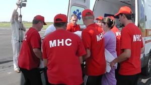 В Ужгород літаком МНС доправили травмованого в Росії закарпатського заробітчанина