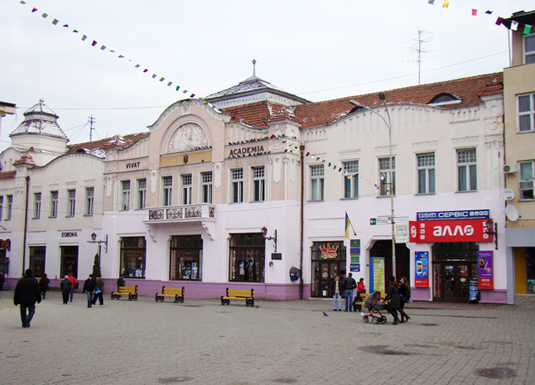 Питання продажу «Корони» розглядатиметься на сесії Ужгородської міської ради