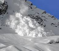 ДержНС знову попереджає про лавини в горах Закарпаття