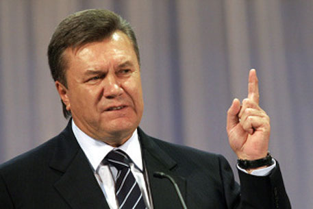 Янукович на Закарпатті розгляне питання ефективності роботи місцевої влади?