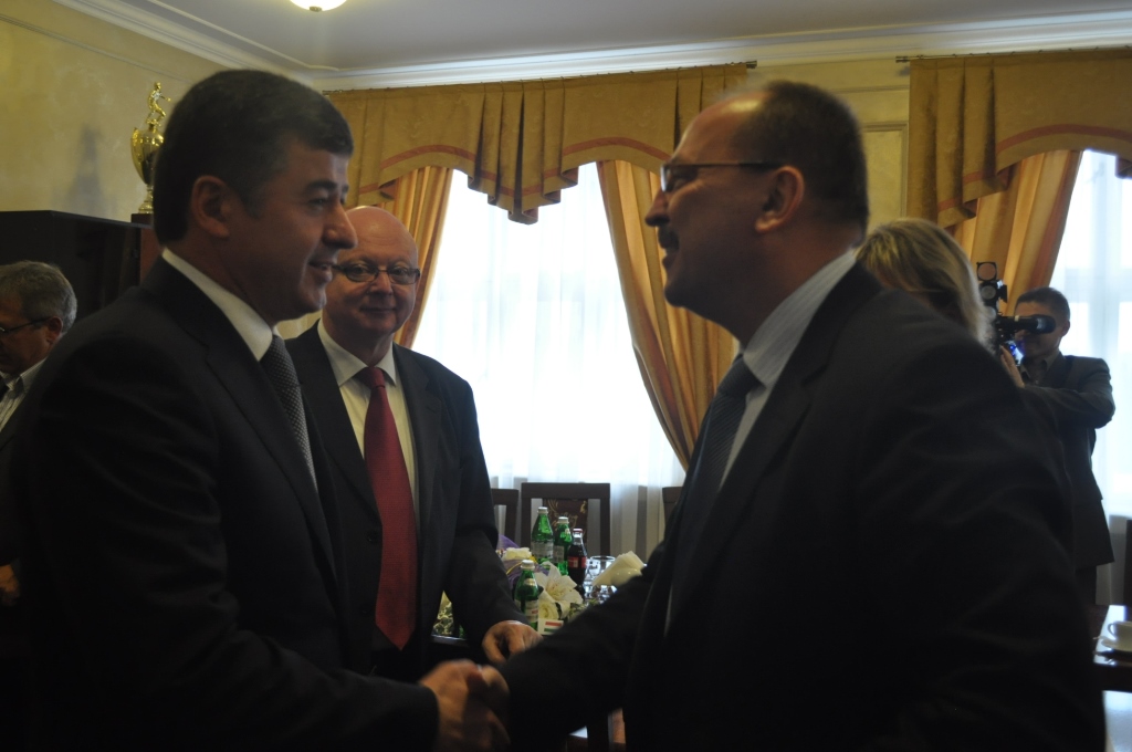 Державний секретар МЗС Угорщини зустрівся з головою Закарпатської облради (ФОТО)