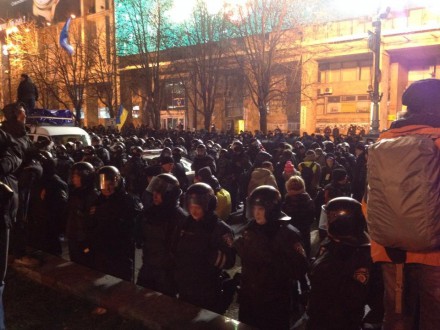 У розгоні ЄвроМайдану брали участь 290 працівників "Беркута" і провокатори в масках