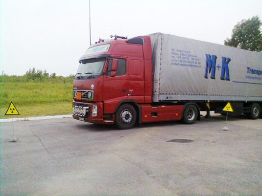 На Закарпатті з початку року через кордон пропущено майже  23 тис. тонн вантажів