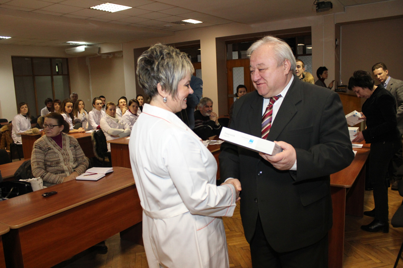 Сімейним лікарям Ужгорода подарували 10 отоофтальмоскопів (ФОТО, ВІДЕО)