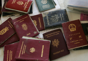 Більшість українських експертів виступають проти впровадження подвійного громадянства