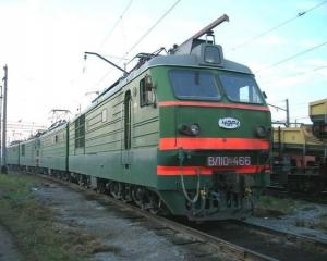 Поїзд «Львів-Солотвино» знову зупинятиметься в Кострині