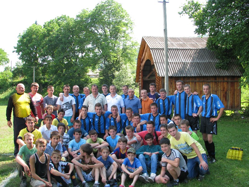 Петьовка підтримує районні першості з футболу на Тячівщині та Рахівщині