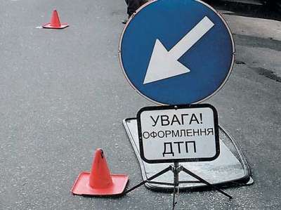 На Берегівщині у зіткненні з "Фольксвагеном" постраждали водій і пасажири "Жигулів"