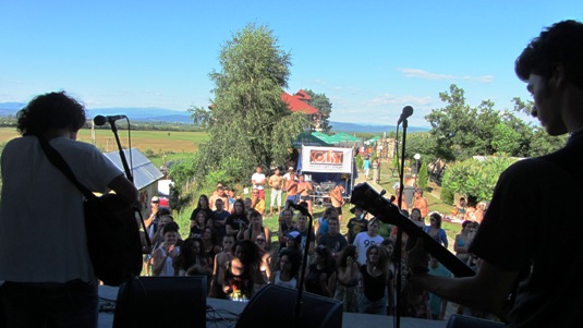 Хорошу музику і пляжний відпочинок забезпечив відвідувачам "Шаян-фест" на Хустщині (ФОТО)