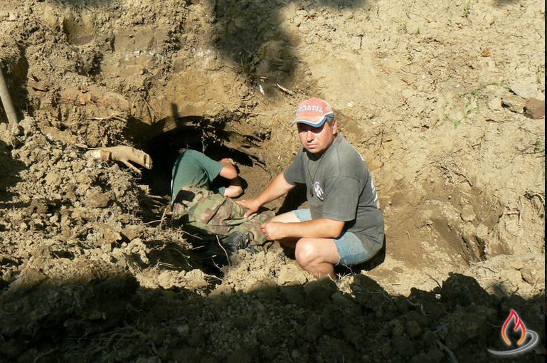 На Закарпатті розкопали братське поховання 13 радянських солдатів (ФОТО)