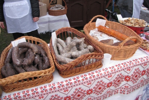 На Берегівщині відбувся фестиваль гурки та домашньої ковбаси (ФОТО)