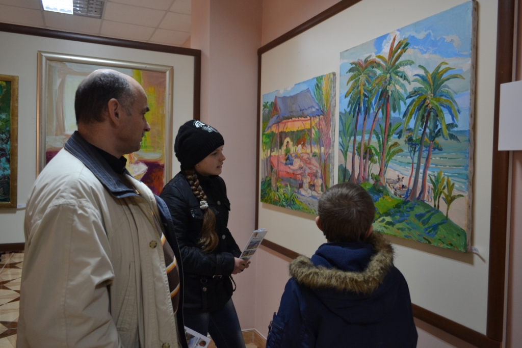 У Тячеві відкрилась виставка картин сучасних митців Закарпаття (ФОТО)